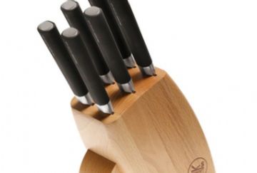 Ceppo-coltelli-legno-chiaro-3870.jpg